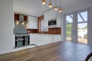 Kitchen/Diner- click for photo gallery